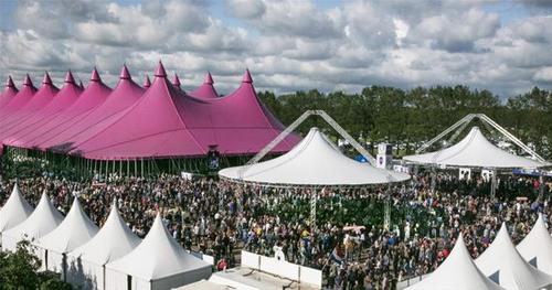 Festival terrein en tent